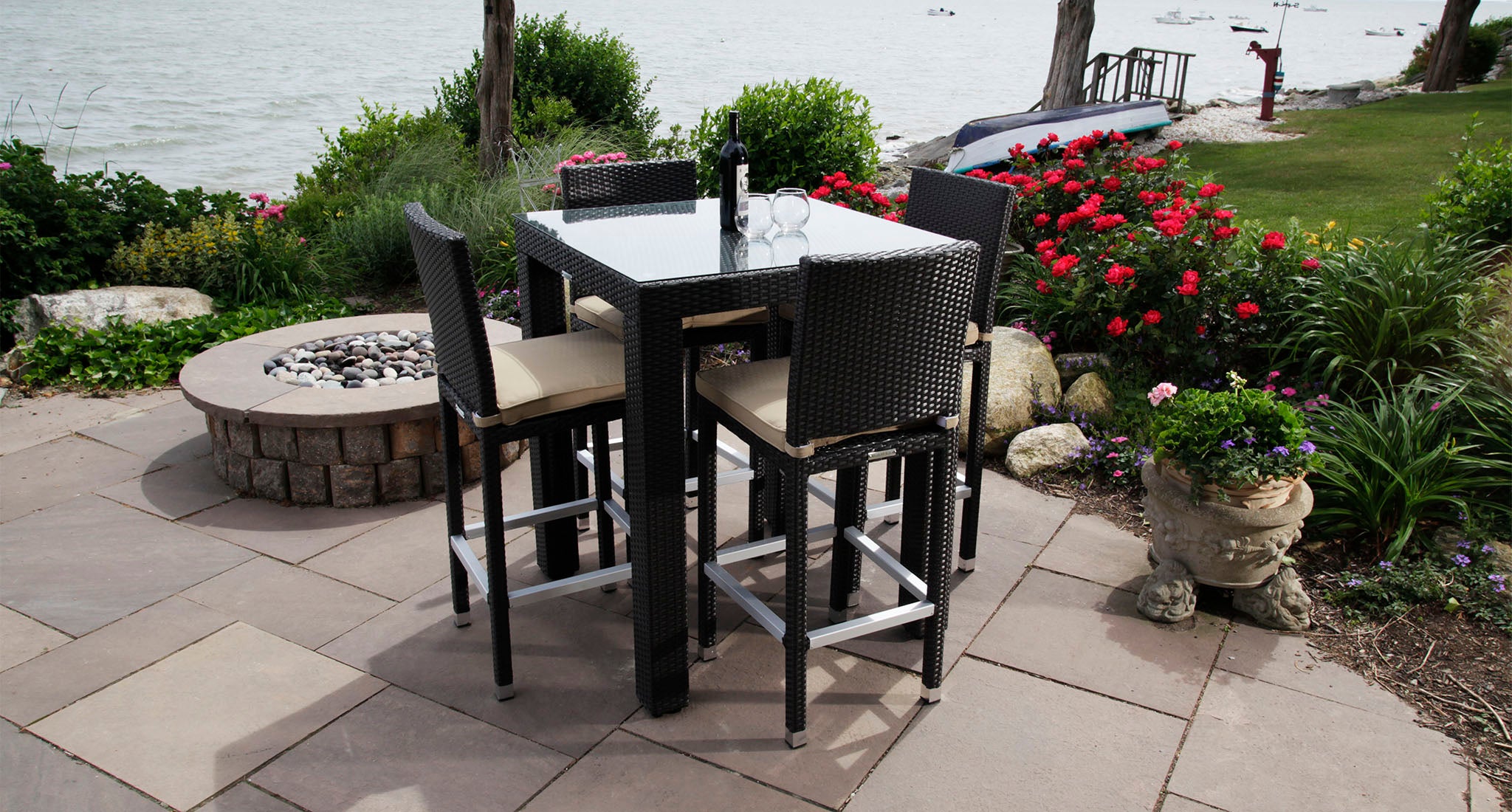 Cheap & Easy DIY Outdoor Bar Projects