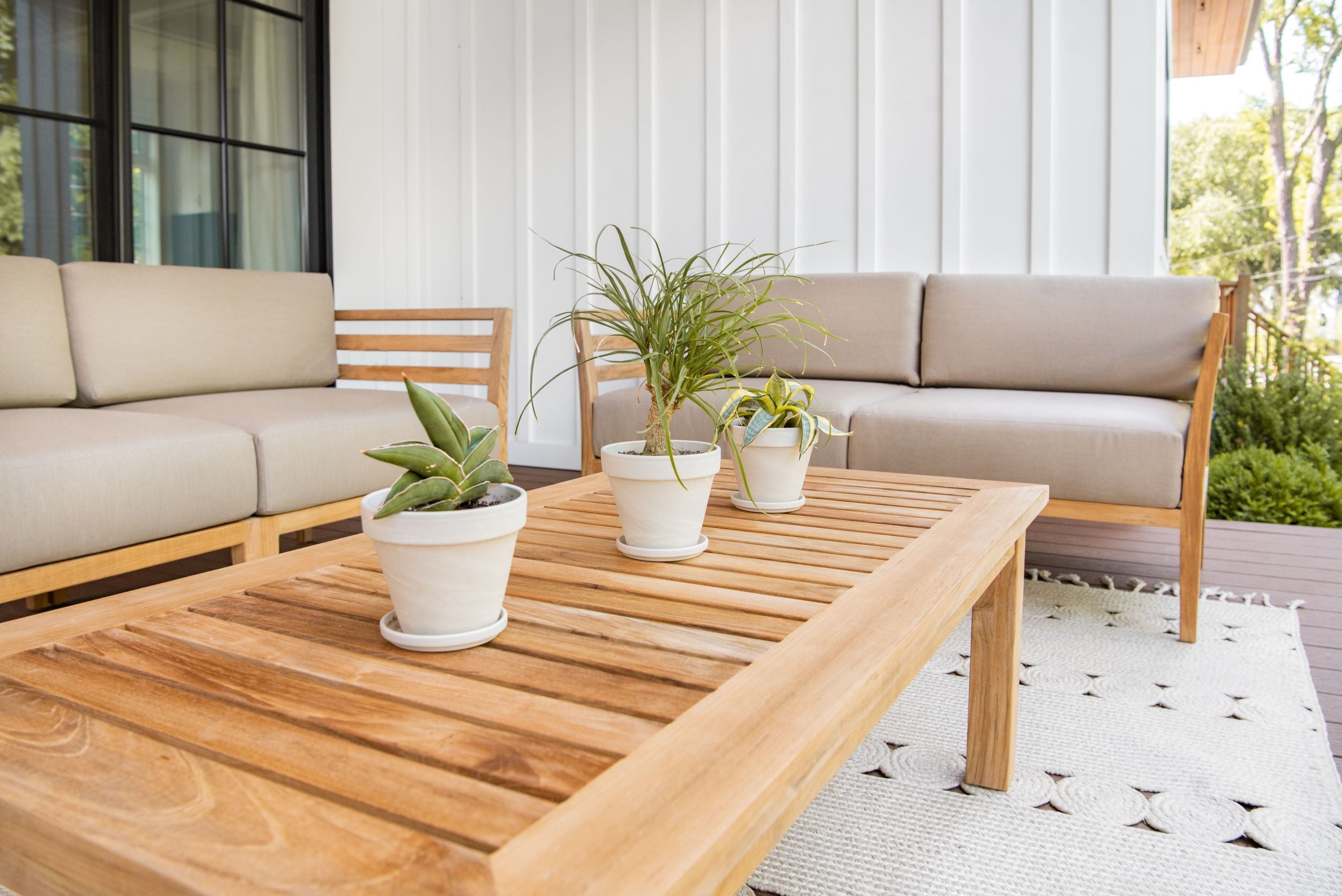 Teak Outdoor Furniture Buying Guide