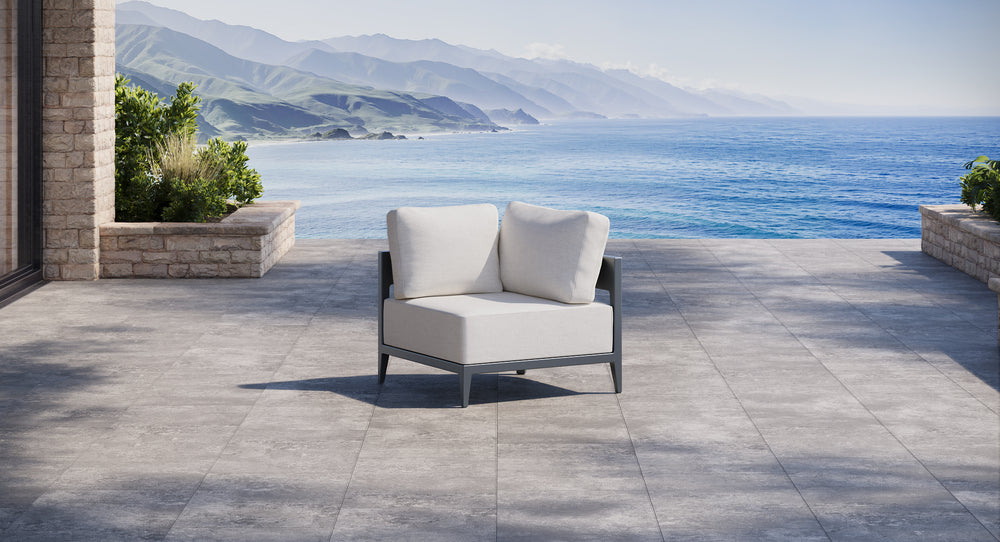 Atlantic Aluminum Outdoor Corner Piece