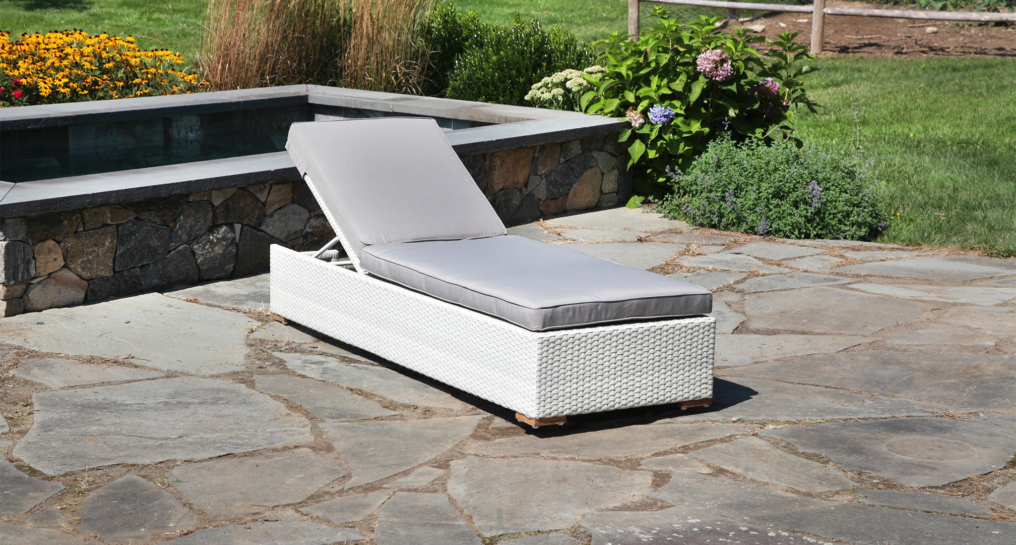 Mykonos outdoor lounge chair 2